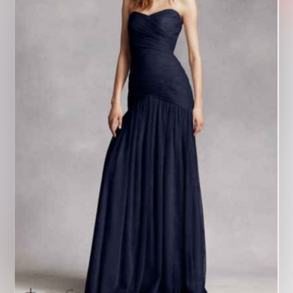 White by Vera Wang Dresses & Skirts - White by Vera Wang Black Strapless Romantic Goth Evening Gown Size 4 NWT